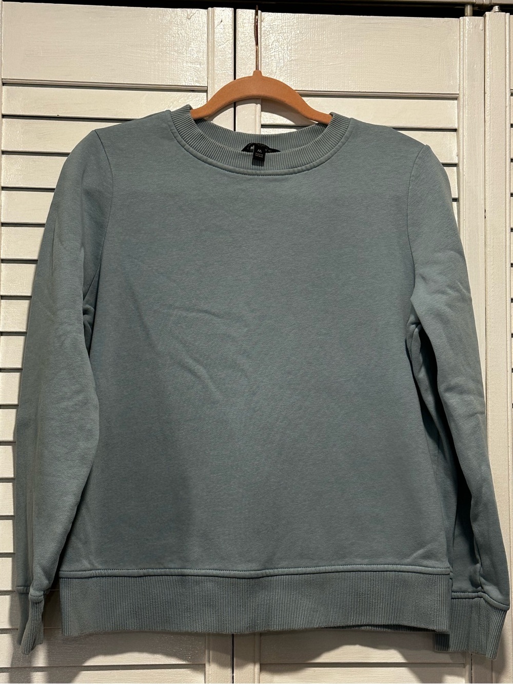 Banana Republic Women’s Crewneck Sweater in Dusty Blue